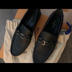 Authentic Louis Vuitton men’s navy blue 9 1/2